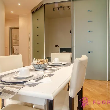 Le Petit Jardin Apartment Parma